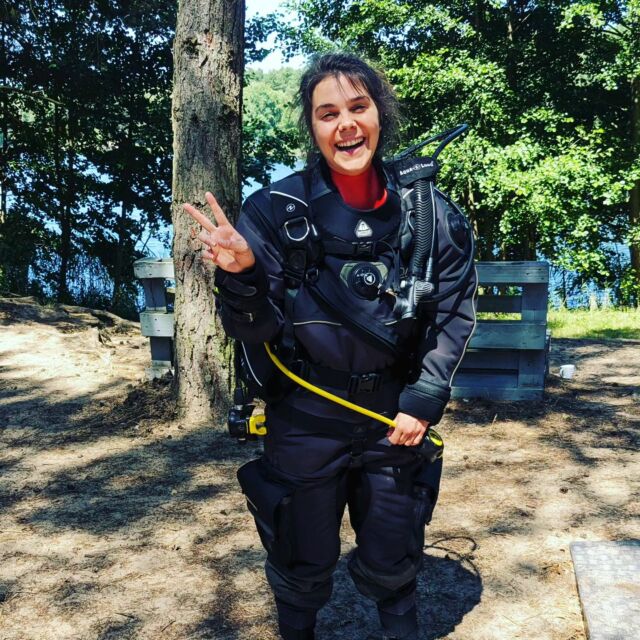 🤿 Wer taucht hier auch noch?! Am Wochenende habe dich den Trockikurs gemacht und jetzt heißt es weiter fleißig üben.

#tauchen #girlsthatscuba